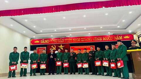 Lễ đón nhận quân nhân hoàn thành nghĩa vụ quân sự và nghĩa vụ công an nhân dân về địa phương