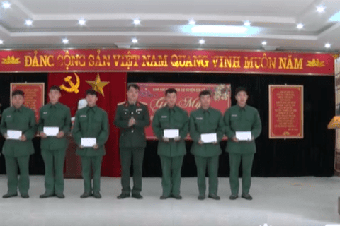 Gặp mặt tiếp nhận quân nhân hoàn thành nghĩa vụ quân sự trở về địa phương năm 2023