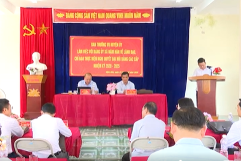 Ban thường vụ Huyện ủy Sìn Hồ làm việc với Đảng ủy xã Nậm Hăn