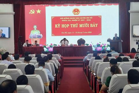 Kỳ họp thứ Mười Bảy Hội đồng nhân dân huyện Sìn Hồ khóa XXI, nhiệm kỳ 2021 - 2026
