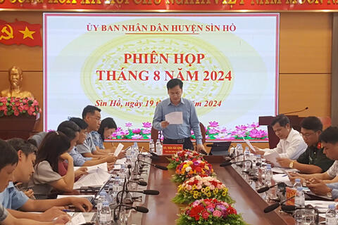 Phiên họp UBND huyện tháng 8 năm 2024