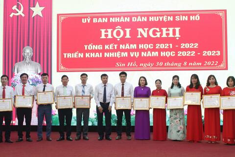 Sìn Hồ triển khai nhiệm vụ năm học mới 2022 - 2023