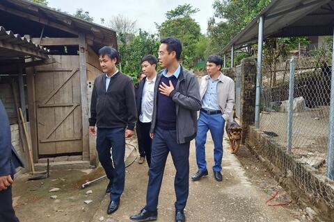 Đoàn công tác của UBND huyện kiểm tra tình hình sản xuất nông, lâm nghiệp trên địa bàn các xã: Lùng Thàng, Nậm Cha, huyện Sìn Hồ